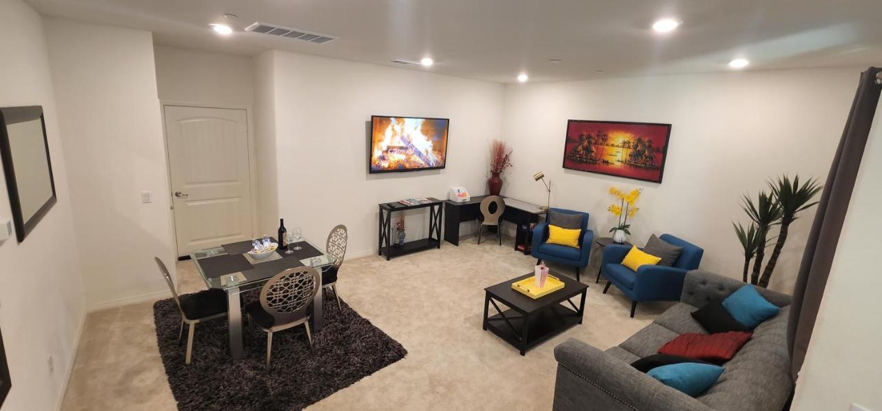 Private Lux Apartment In A New Community Fontana Dış mekan fotoğraf